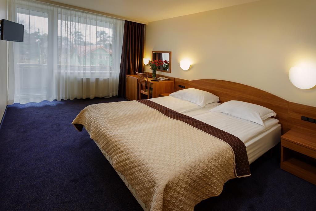 Alka Hotel Паланга Екстер'єр фото