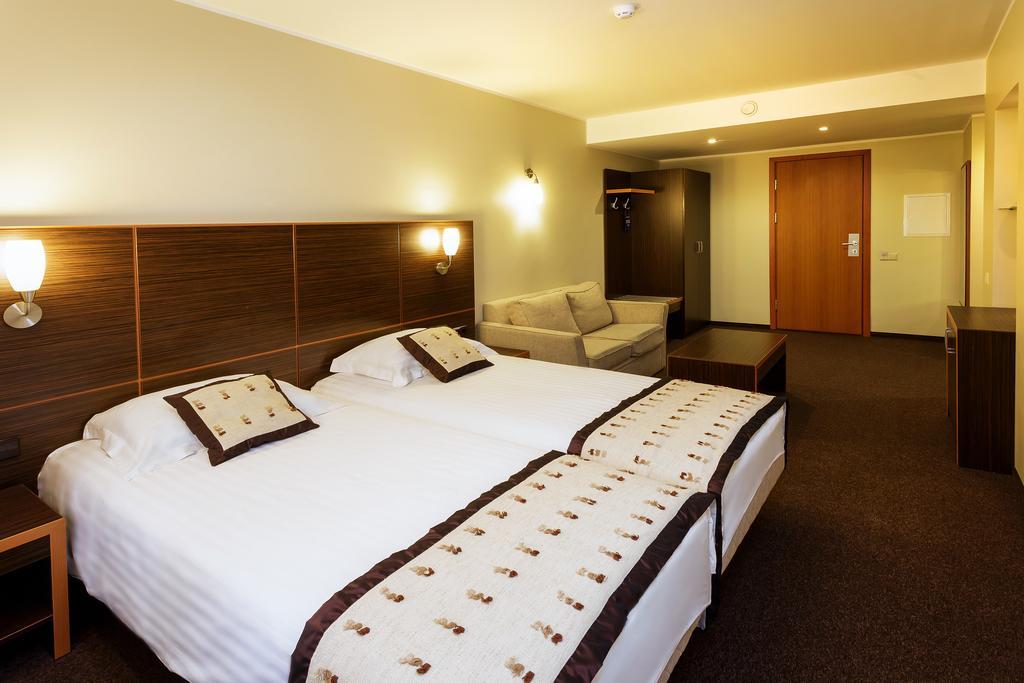 Alka Hotel Паланга Екстер'єр фото