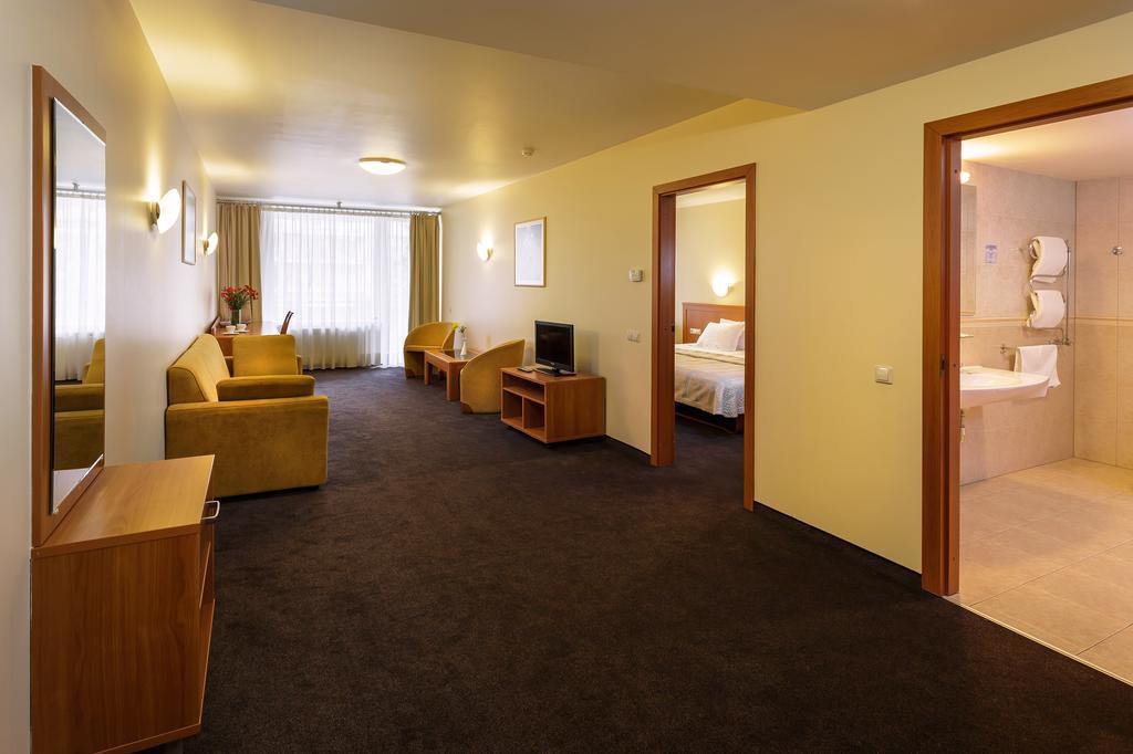 Alka Hotel Паланга Екстер'єр фото